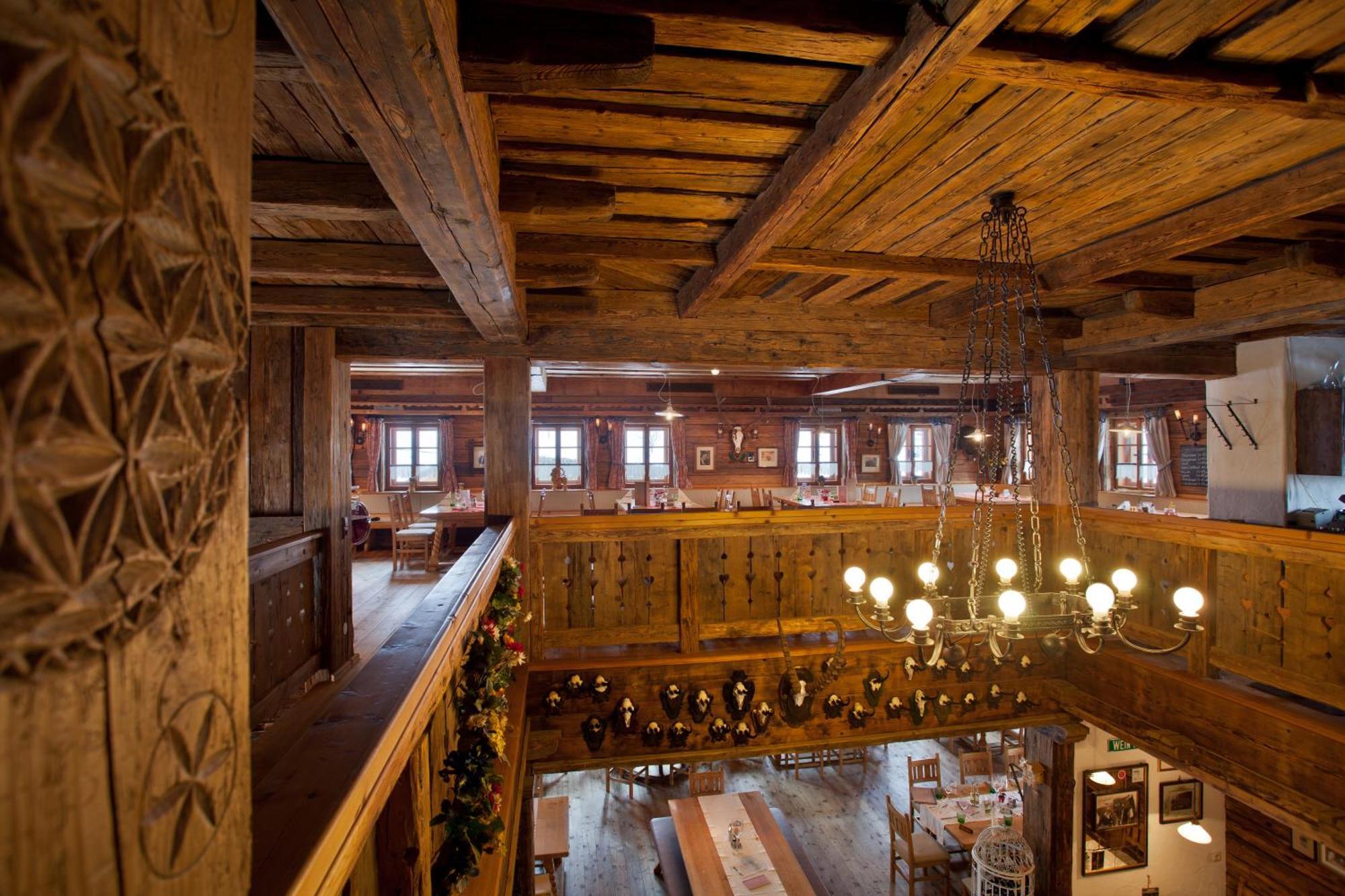 Hubertus Hotel 3*